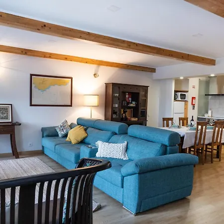 1884 Loft Apartment *
