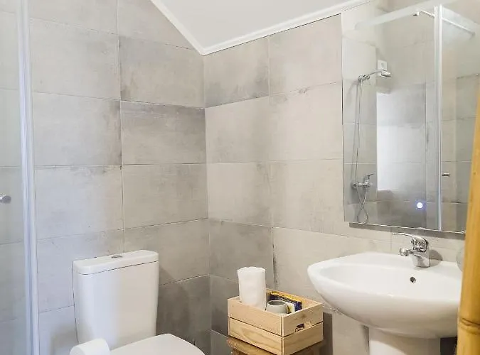 Apartment 1884 Loft *