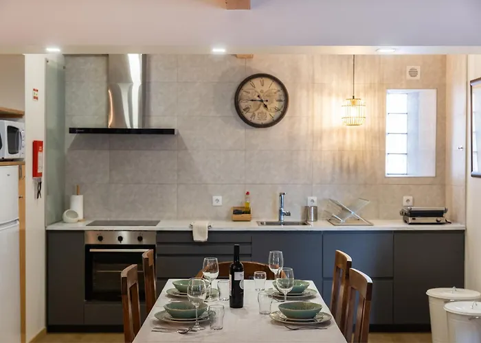 Apartment 1884 Loft *